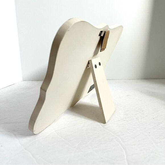 COPY - Bride and Groom Mr. and Mrs. Signs - Picture 5 of 8